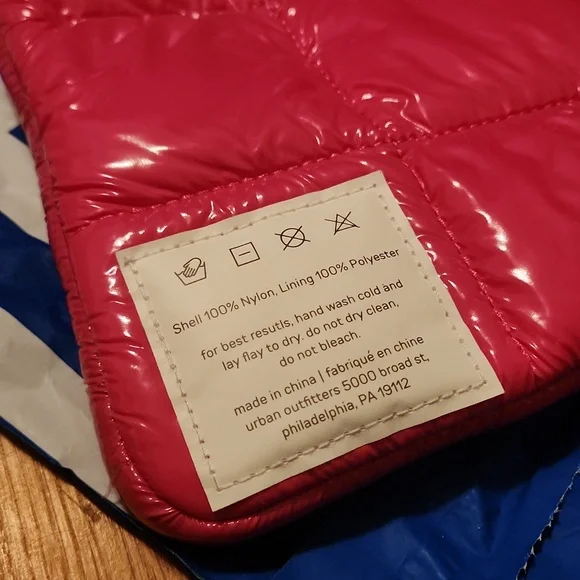 🔮3/$30 UO 16" Laptop Sleeve - Picture 3 of 5